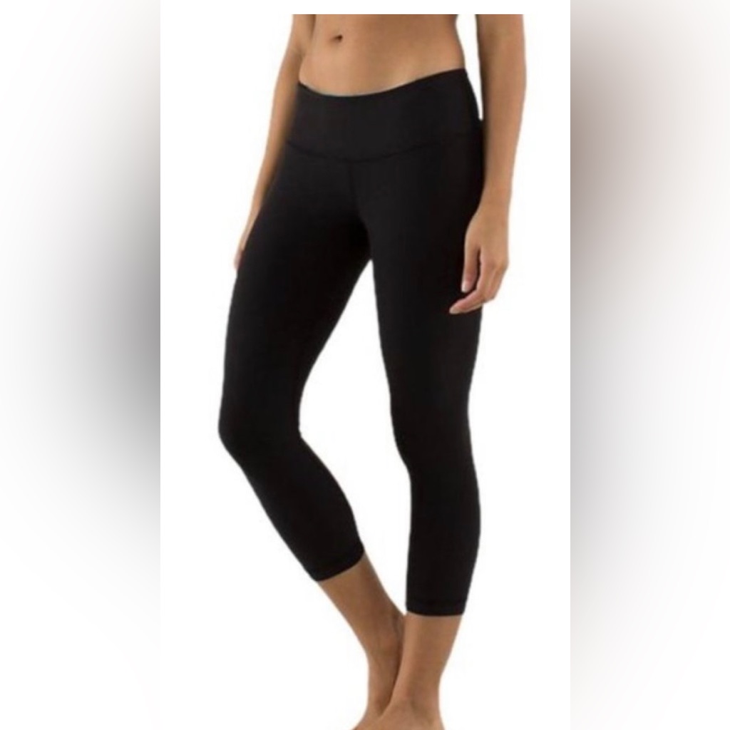 Alo Airbrush High Waist Leggings Black Per Leather Crop S. Worn And Washed Guc